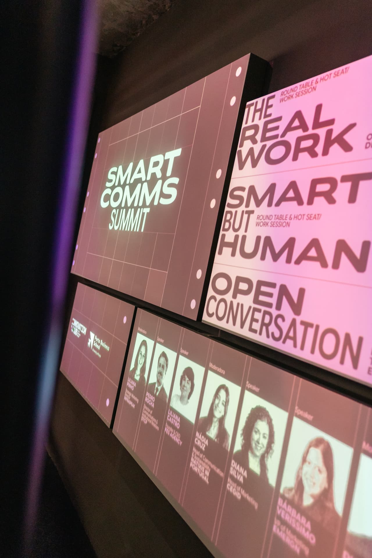 Smart Comms Summit programme screens