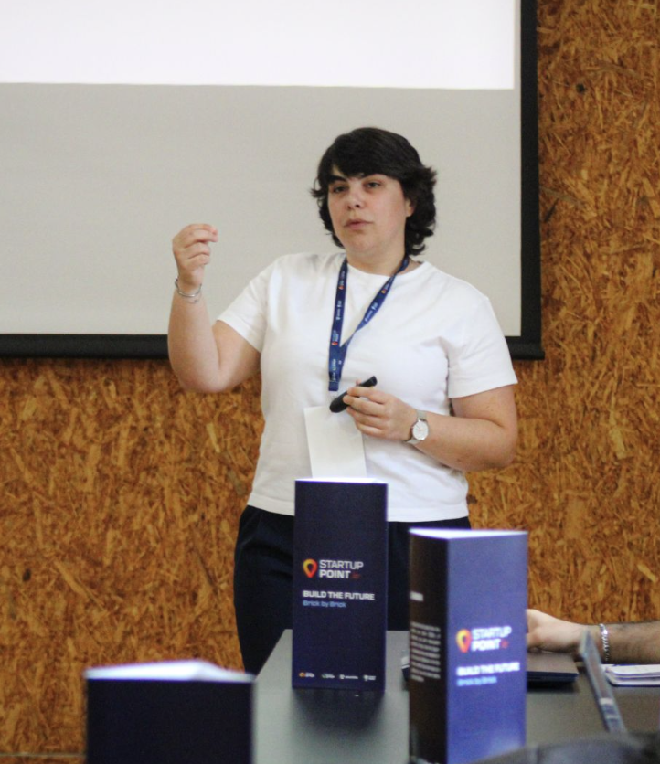 Liliana Castro during workshop